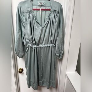 NWT Neiman Marcus brand sea foam Green Women's Dress